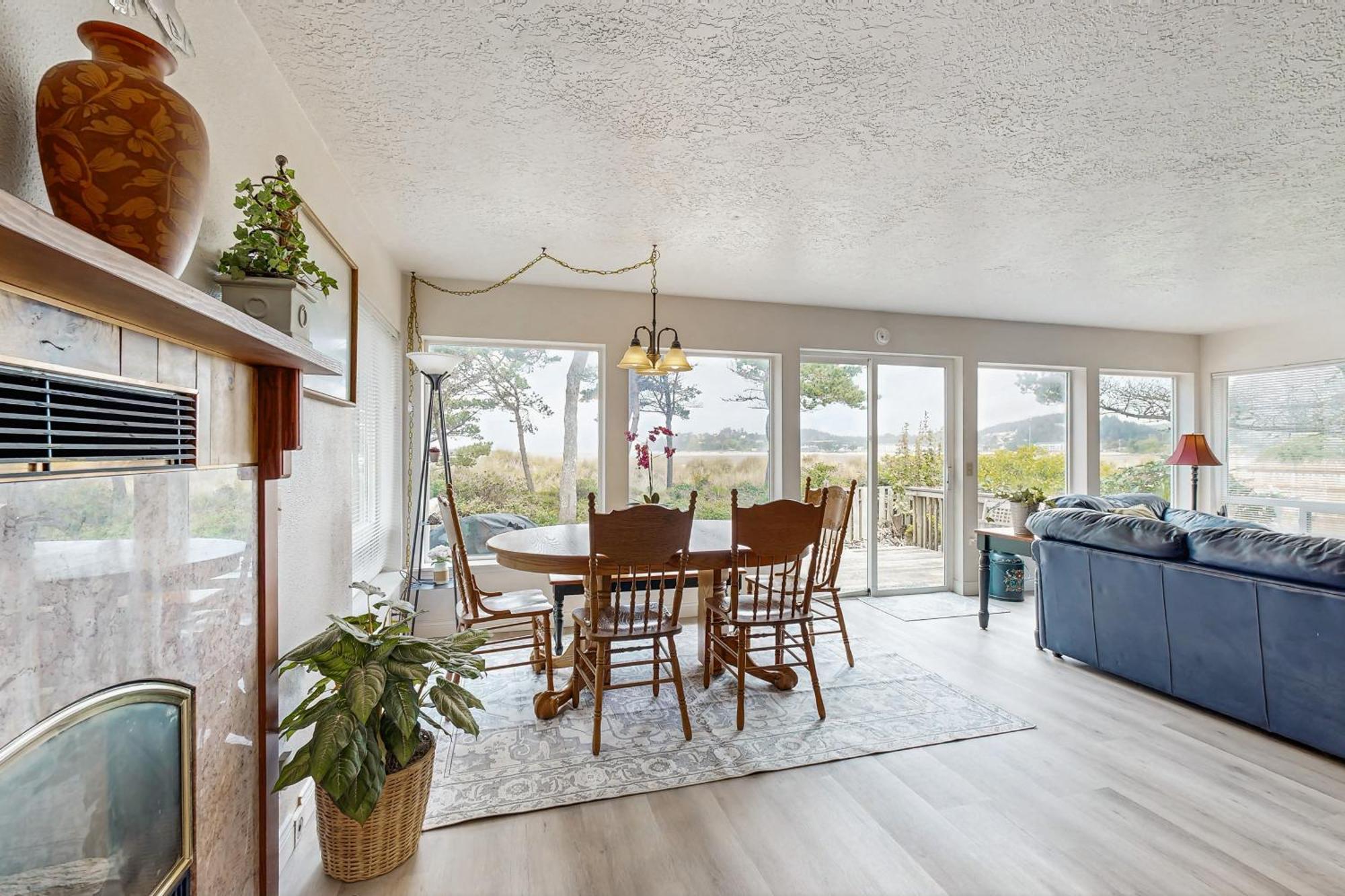 Beach Time Getaway Lincoln City Bagian luar foto